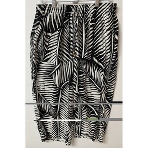 Panama Jack Black and White Leaf Patterned Linen Blend Wide Leg Pants 1X